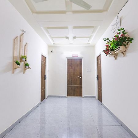 Fabhotel Golden Hitech - Nr Hitech City Haidarábád Kültér fotó