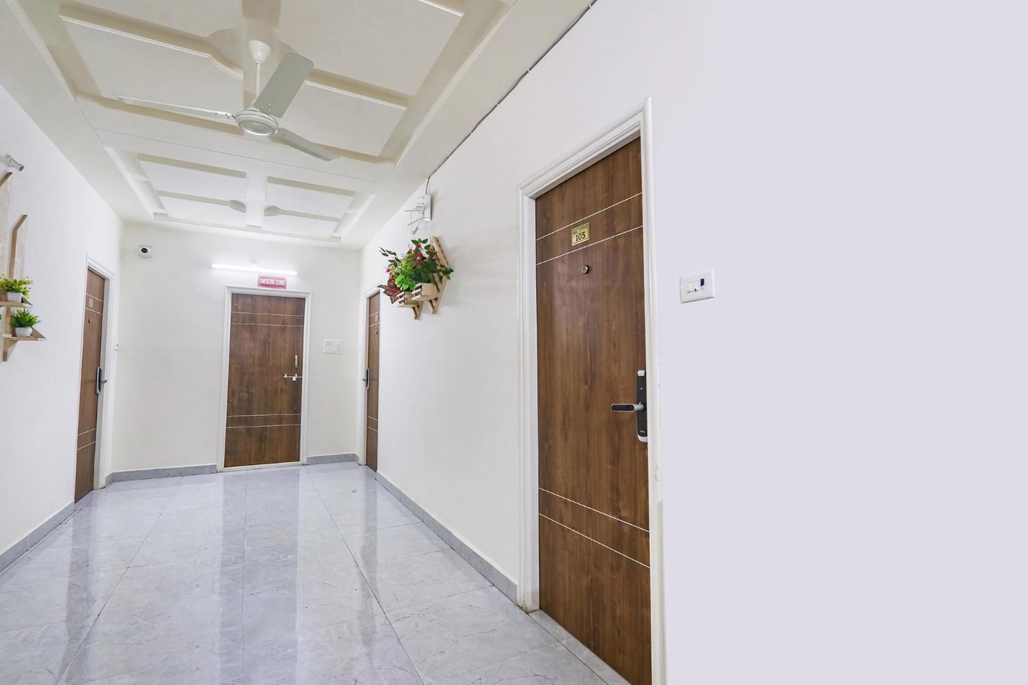 Fabhotel Golden Hitech - Nr Hitech City Haidarábád Kültér fotó