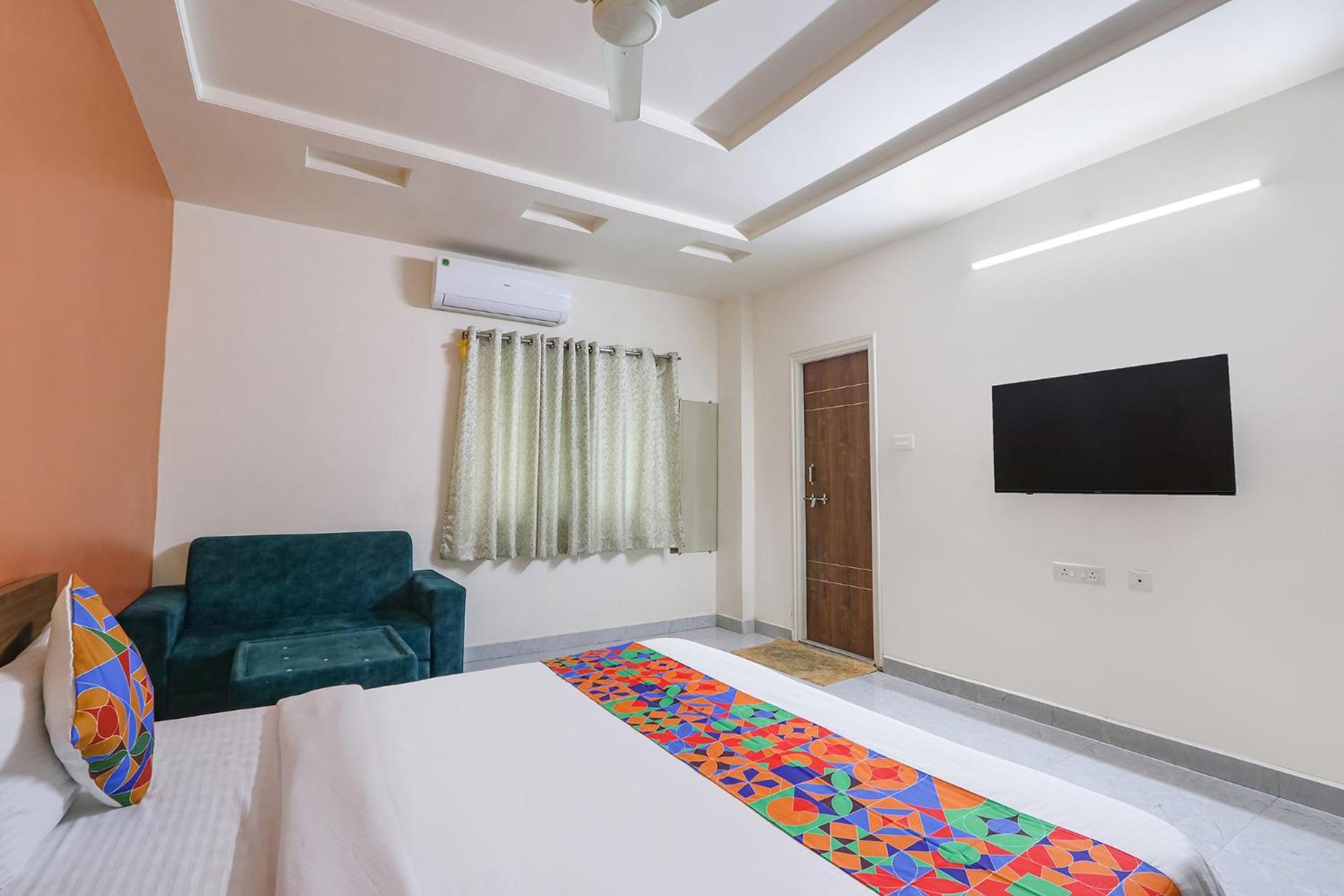Fabhotel Golden Hitech - Nr Hitech City Haidarábád Kültér fotó